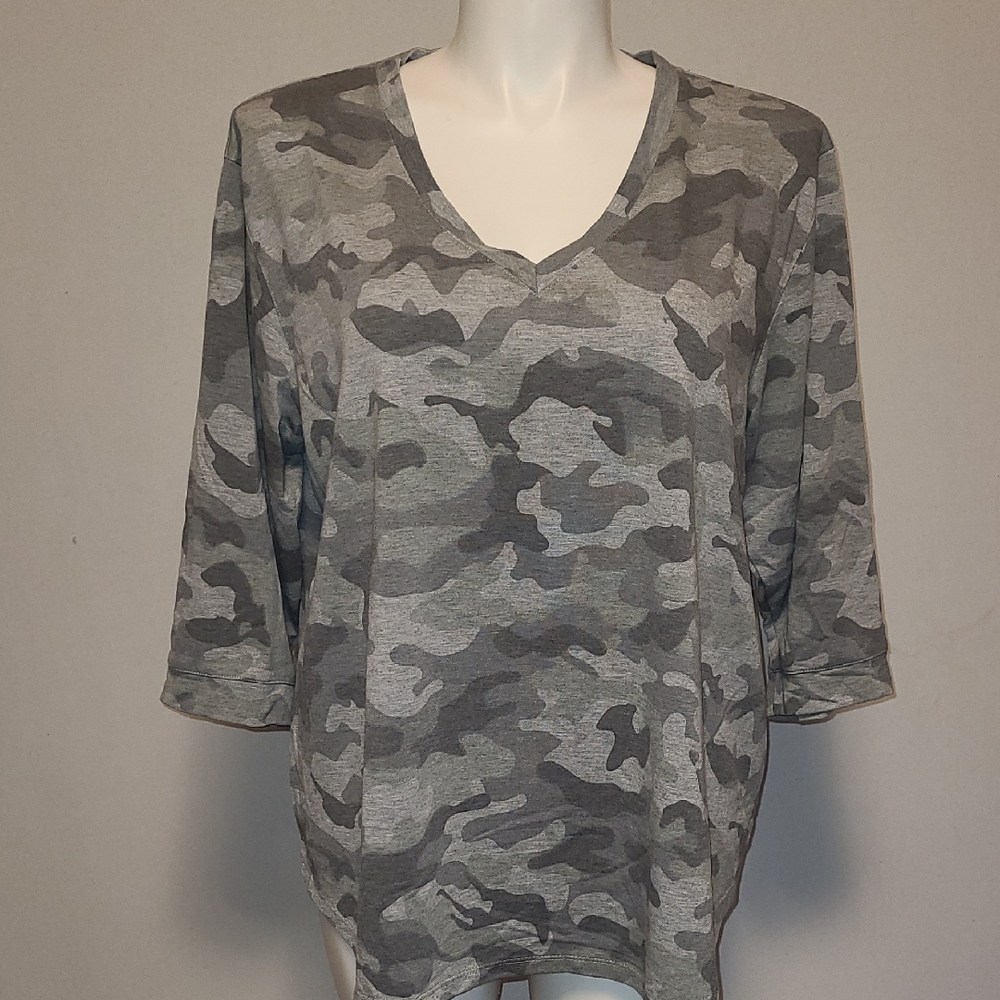 Jane and Delancey Gray Camouflage Long Sleeve Top